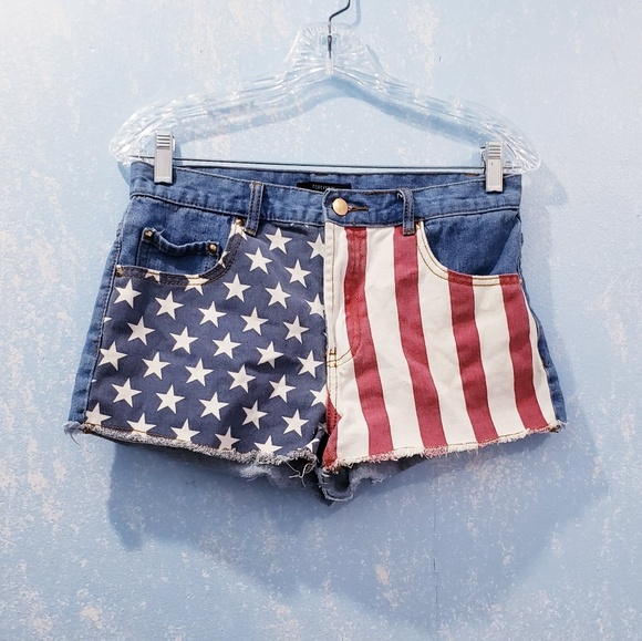 Forever 21 Pants - Forever21 American Flag Denim Shorts Size 28